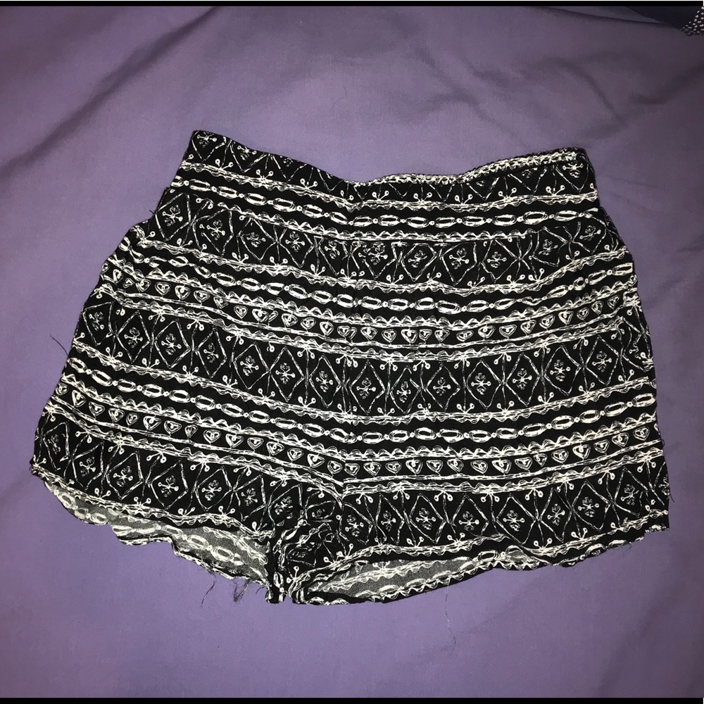 Pattern shorts